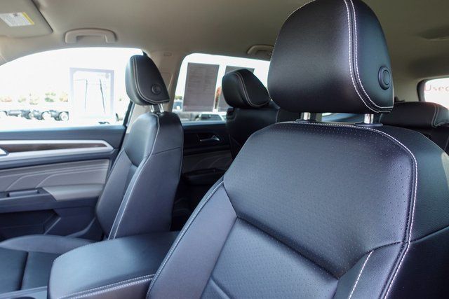 used 2022 Volkswagen Atlas car, priced at $21,999