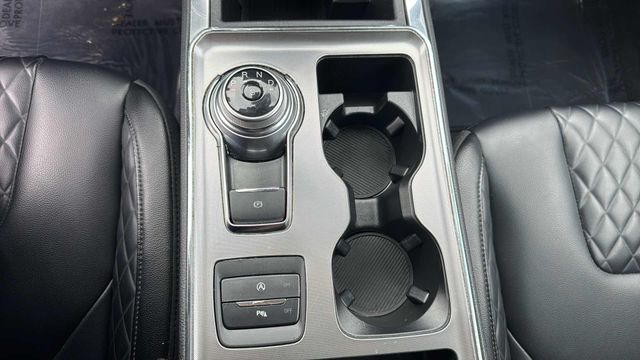 used 2024 Ford Edge car, priced at $30,680