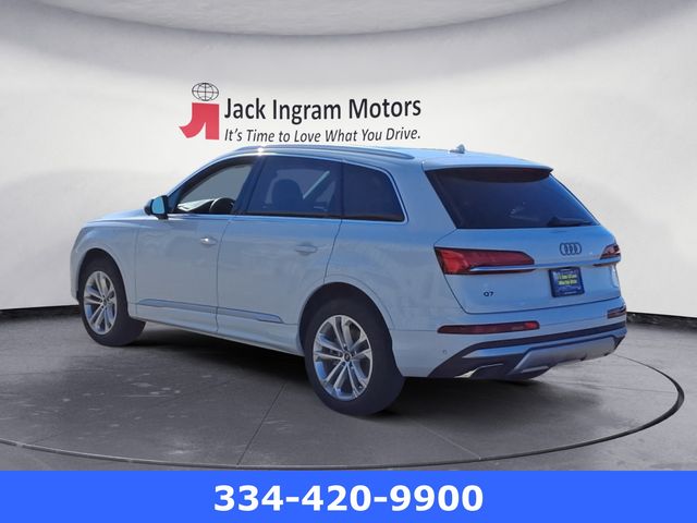 new 2025 Audi Q7 car, priced at $62,600