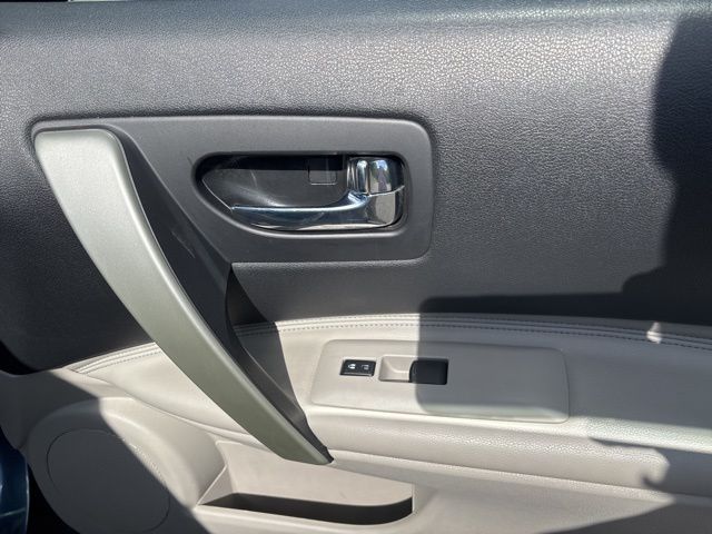 used 2013 Nissan Rogue car, priced at $8,999