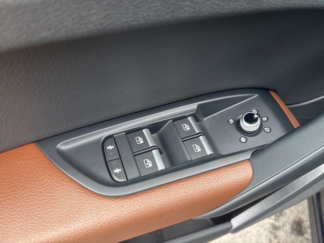 used 2020 Audi Q5 car, priced at $24,599