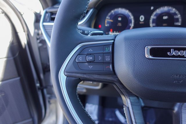 new 2024 Jeep Grand Cherokee car, priced at $40,520