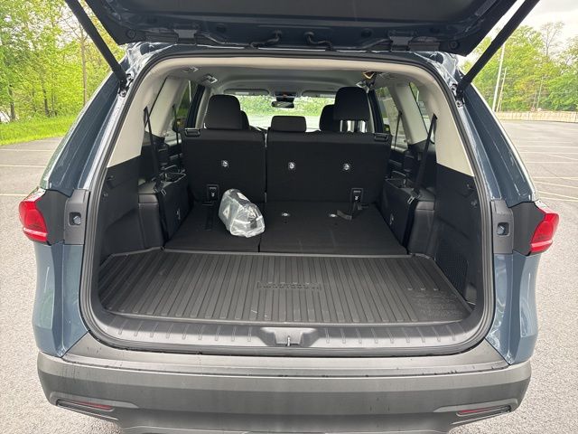 new 2025 Toyota Grand Highlander car, priced at $46,587