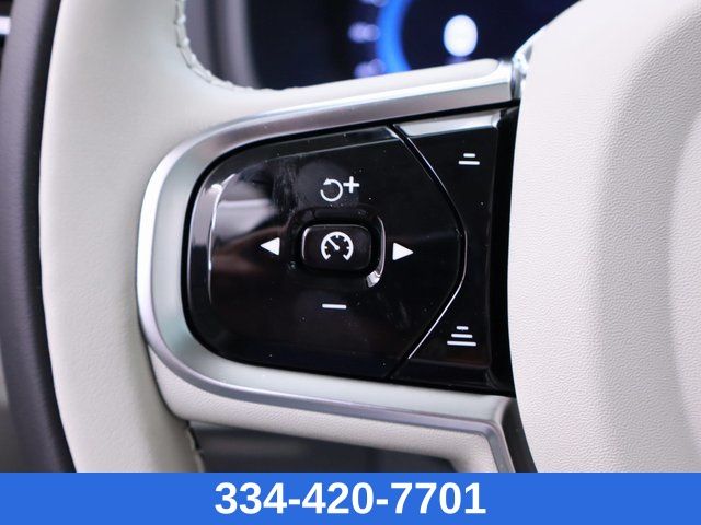 new 2025 Volvo XC90 car, priced at $62,801
