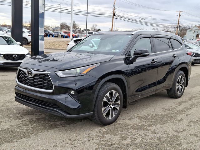 used 2023 Toyota Highlander car, priced at $39,665