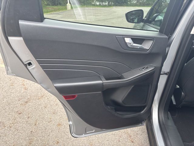 used 2021 Ford Escape Hybrid car, priced at $16,499