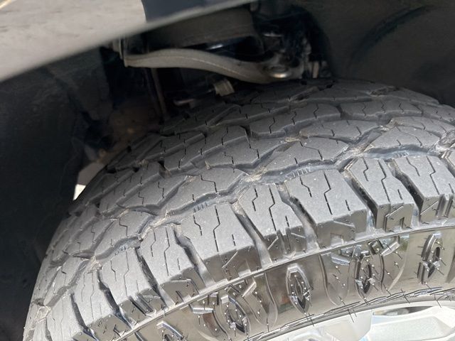 used 2022 Chevrolet Silverado 1500 car, priced at $38,999