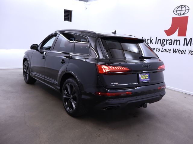 new 2025 Audi Q7 car, priced at $72,250