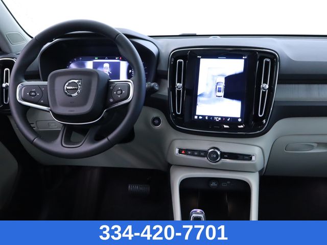 new 2025 Volvo XC40 car, priced at $46,335