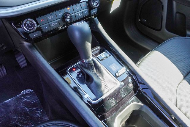 new 2025 Jeep Compass car, priced at $39,285