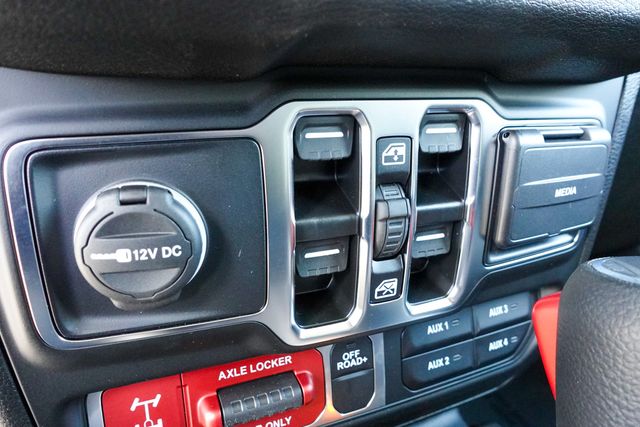 new 2025 Jeep Wrangler car, priced at $55,069