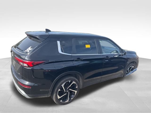 used 2022 Mitsubishi Outlander car, priced at $19,999