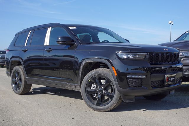 new 2025 Jeep Grand Cherokee L car, priced at $54,055