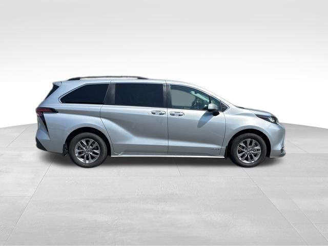 used 2021 Toyota Sienna car, priced at $38,199