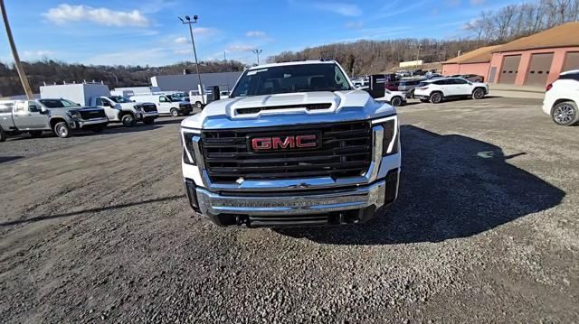 new 2024 GMC Sierra 3500HD car, priced at $52,628