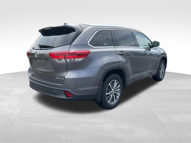 used 2018 Toyota Highlander car, priced at $16,999