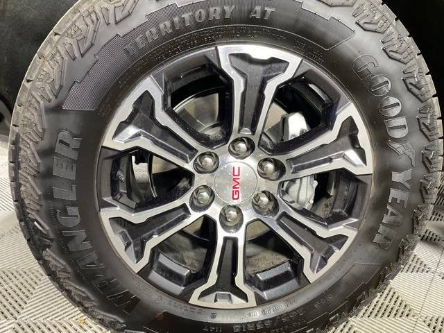 used 2024 GMC Canyon car, priced at $44,000