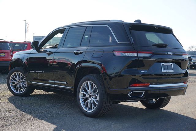 new 2022 Jeep Grand Cherokee car, priced at $54,245