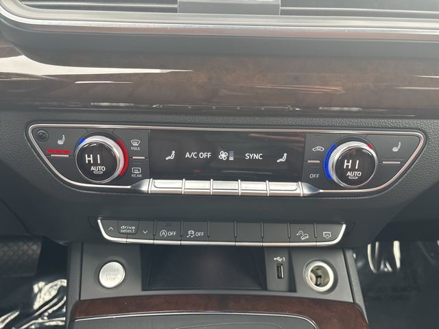 used 2020 Audi Q5 car, priced at $24,599