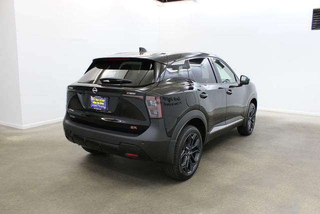 new 2025 Nissan Kicks car, priced at $29,430