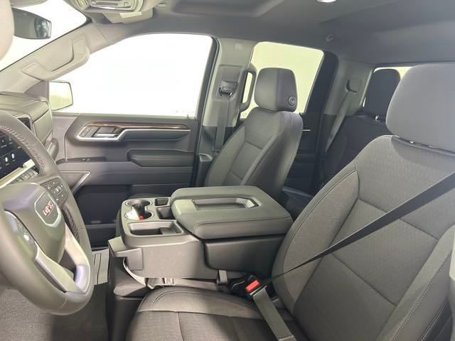 new 2024 GMC Sierra 1500 car, priced at $47,500