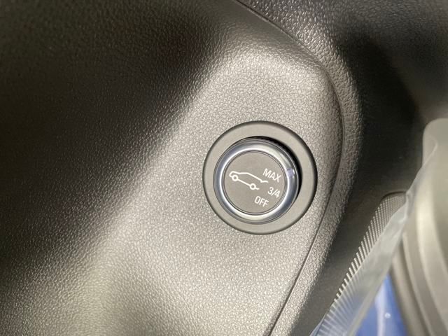 new 2025 Buick Envista car, priced at $26,000