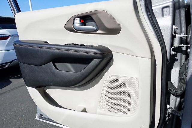 used 2017 Chrysler Pacifica car, priced at $14,587