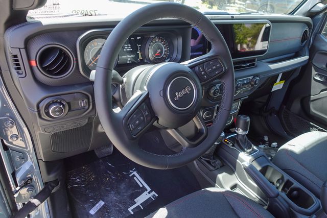 new 2025 Jeep Gladiator car, priced at $47,985