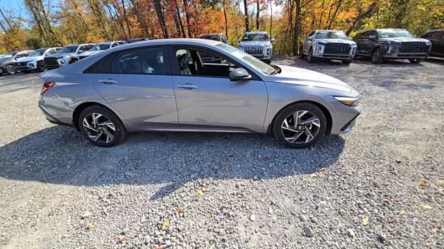 new 2025 Hyundai Elantra car, priced at $24,095