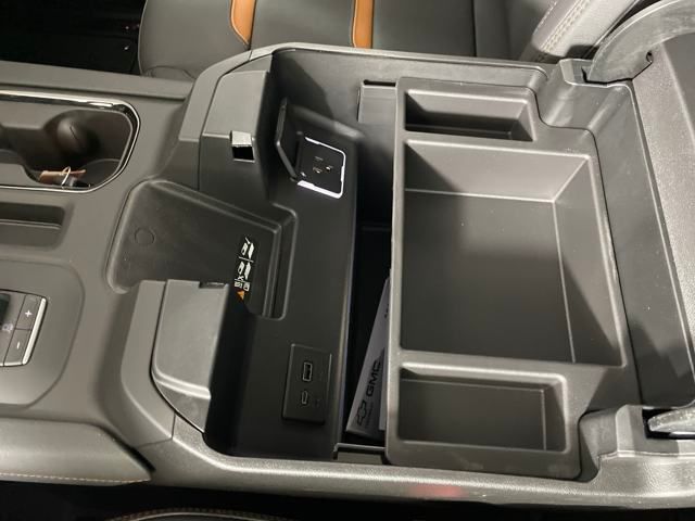 new 2025 GMC Sierra 2500HD car, priced at $82,500