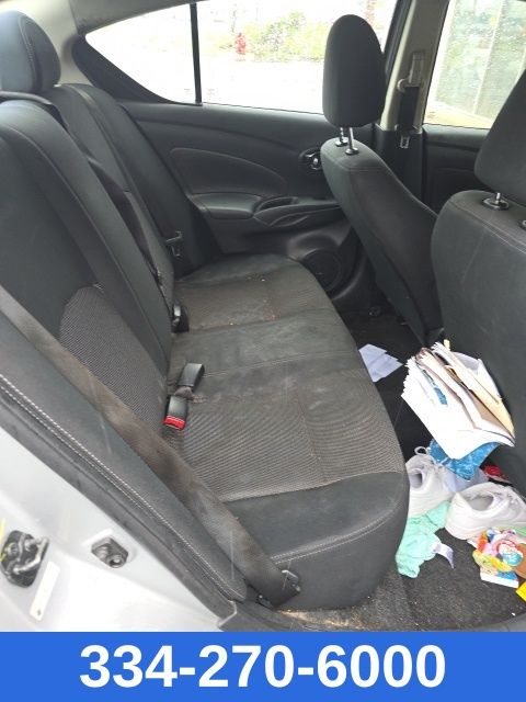 used 2019 Nissan Versa car