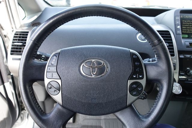 used 2007 Toyota Prius car, priced at $7,000