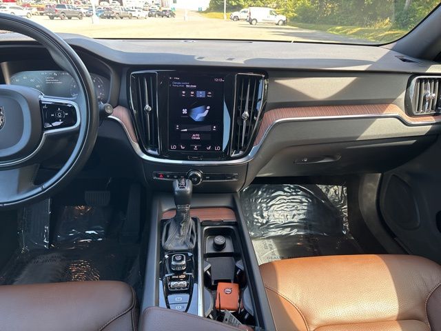 used 2021 Volvo V60 Cross Country car, priced at $27,499
