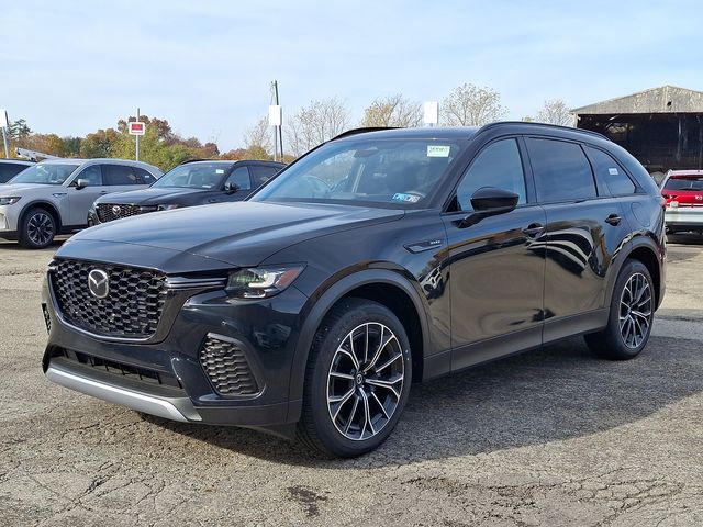 new 2025 Mazda CX-70 PHEV car, priced at $56,469