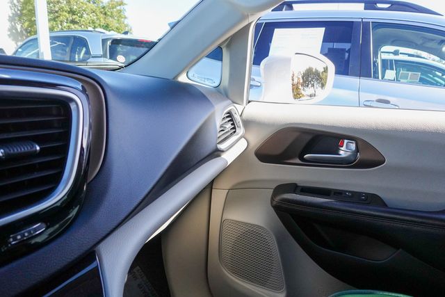 used 2018 Chrysler Pacifica car, priced at $15,990