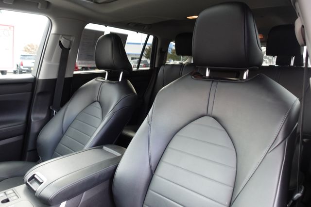 used 2023 Toyota Highlander Hybrid car, priced at $39,000