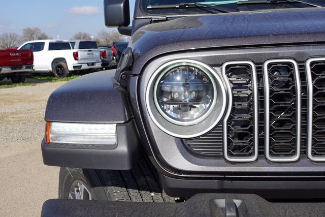 new 2025 Jeep Wrangler car, priced at $52,370