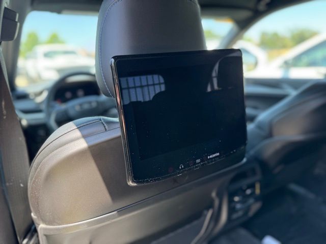 used 2023 Jeep Grand Cherokee car, priced at $46,435