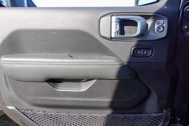 new 2025 Jeep Wrangler car, priced at $52,370