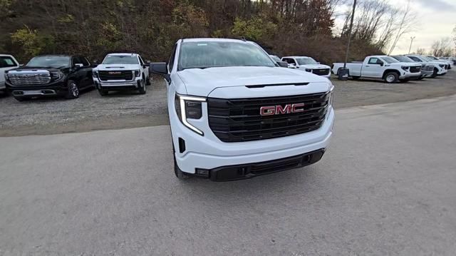 new 2025 GMC Sierra 1500 car, priced at $49,045