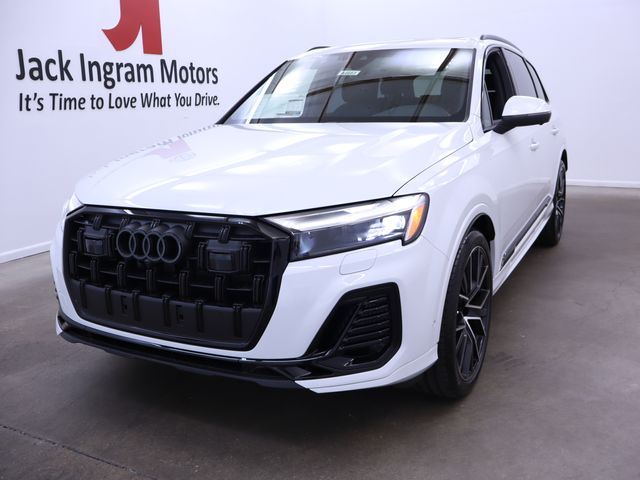 new 2025 Audi Q7 car, priced at $73,540