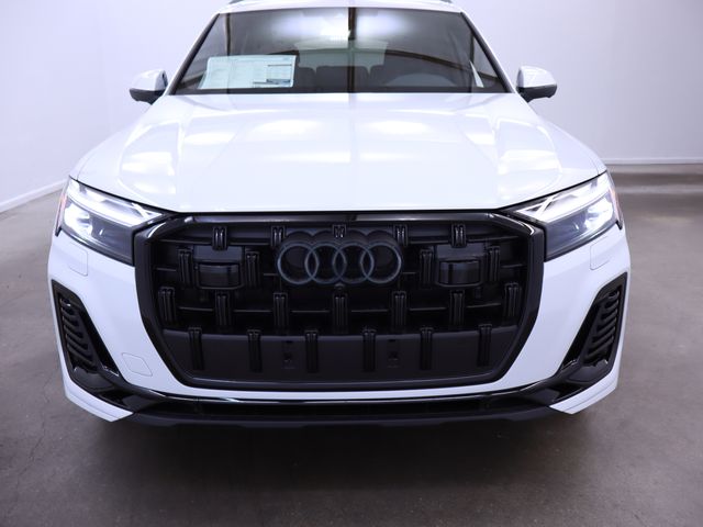 new 2025 Audi Q7 car, priced at $73,540
