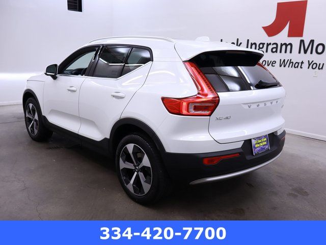 new 2025 Volvo XC40 car, priced at $45,632