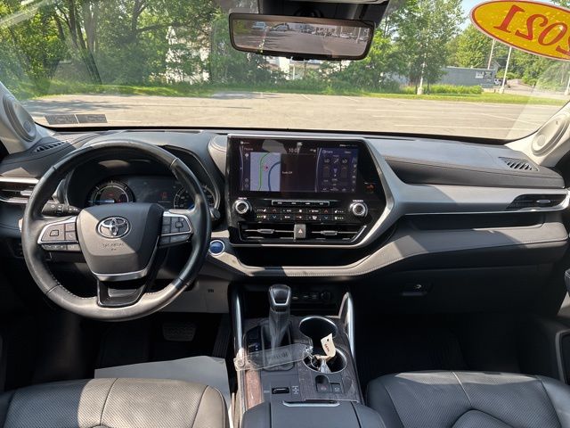 used 2021 Toyota Highlander Hybrid car, priced at $43,699