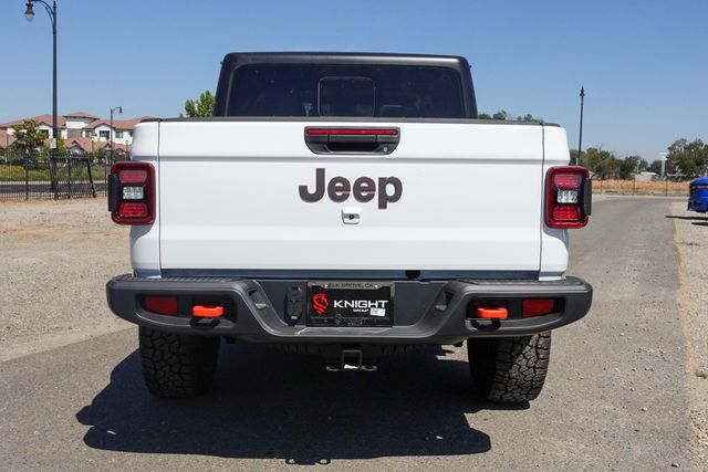 new 2025 Jeep Gladiator car, priced at $46,290