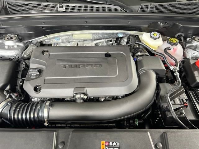 new 2025 Buick Envision car, priced at $42,000