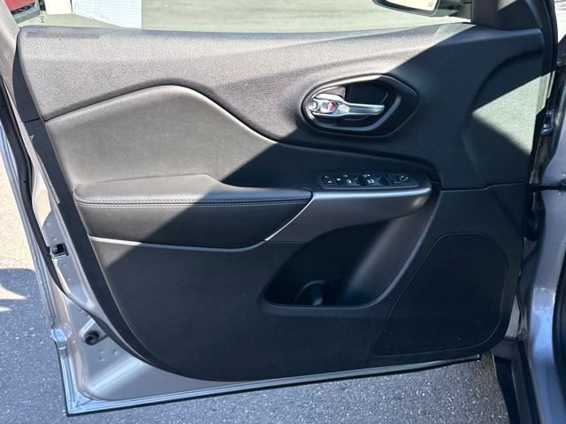 used 2022 Jeep Cherokee car, priced at $24,940