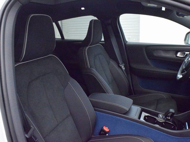 used 2023 Volvo C40 Recharge Pure Electric car, priced at $39,997