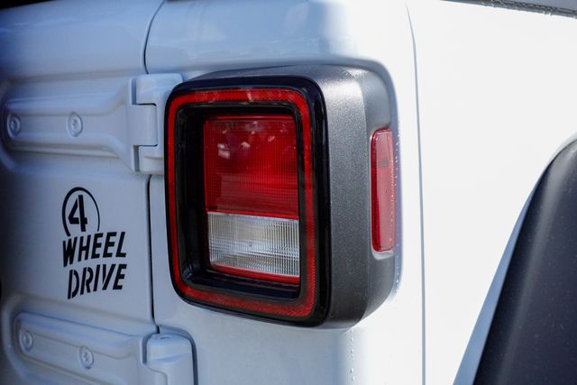 new 2025 Jeep Wrangler car, priced at $54,574