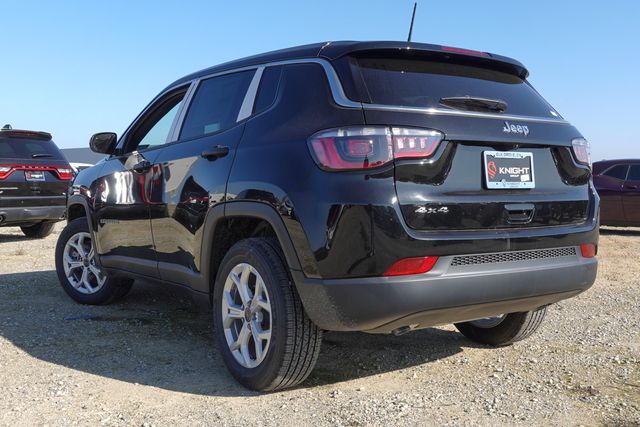 new 2025 Jeep Compass car, priced at $28,090